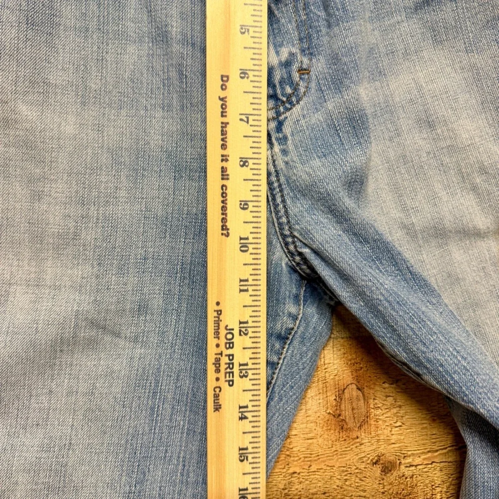Calvin Klein Jeans Mens 33x32 Relaxed Straight Leg Light Wash Denim MB99A88